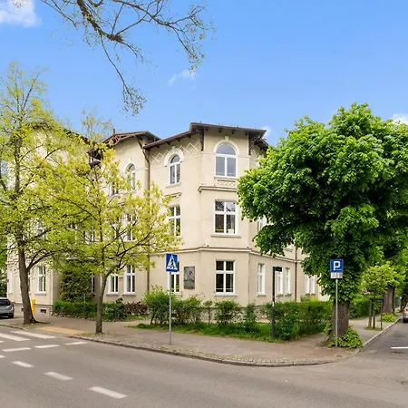 White Dune By Grand Lägenhet *