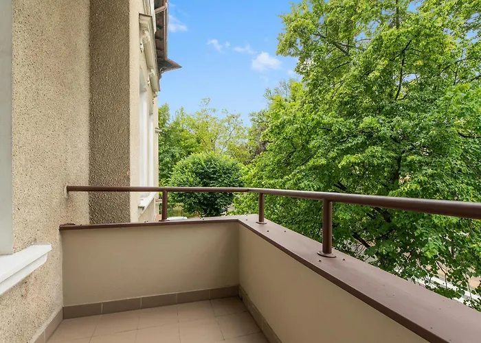 White Dune By Grand Lägenhet